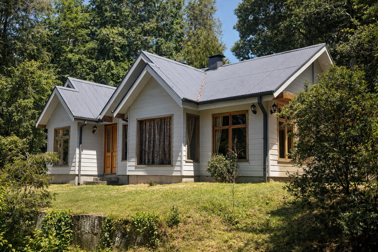 Casa moderna construida en Lican Ray por Constructora Werner